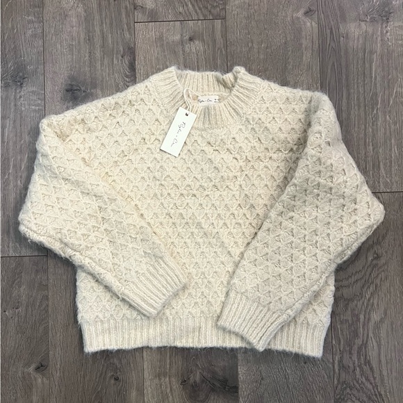 Girls Rylee + Cru Carolina Sweater - Picture 1 of 2